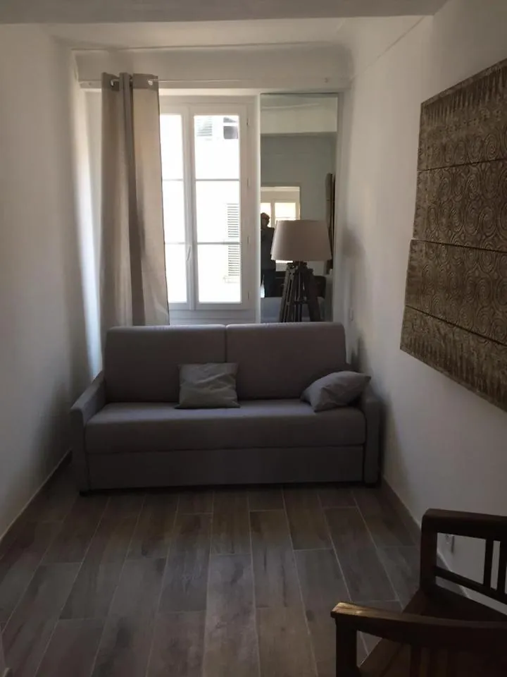 Appartement Ensoleille 80M Du Port Saint-Tropez