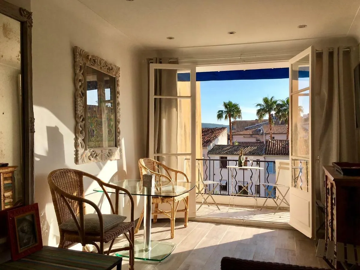 Appartement Ensoleille 80M Du Port Saint-Tropez Apartment