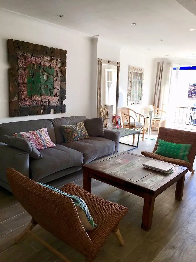 Appartement Ensoleille 80M Du Port Saint-Tropez 0*,