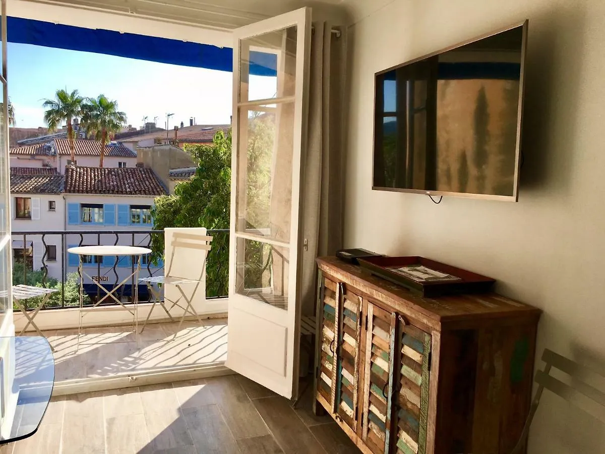 Appartement Ensoleille 80M Du Port Saint-Tropez 0*,